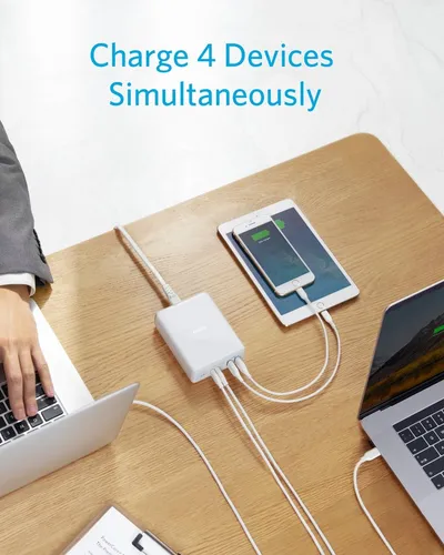 ANKER Power Port Atom PD 4 A2041P21