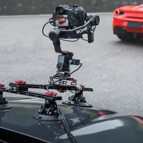 DJI RS 2 Gimbal Stabilizer Pro Combo