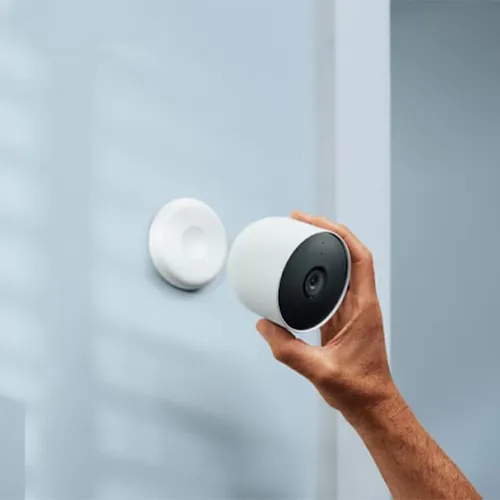 Google Nest Cam Outdoor or Indoor (Battery) - 1 Pack