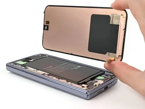 Google Pixel 10 Pro Fold  Display Replacement in Colombo | MisterMobile Doorstep Repair