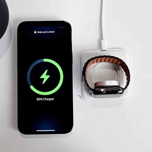Green Magsafe Deux Charger