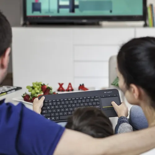 Logitech K400 Plus Wireless Touch Keyboard