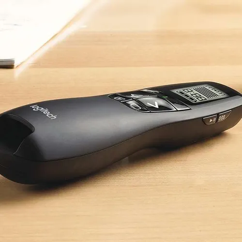 Logitech R800 Wireless Professional Presenter Remote