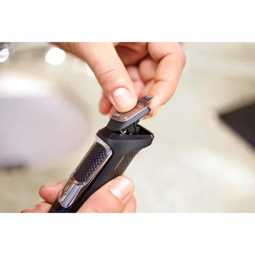 Philips Series 5000 MG3750/33 10 in 1 Multigroom all-in-One Trimmer