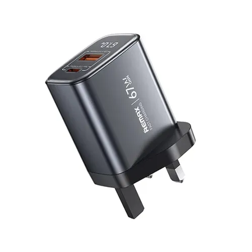 Remax U2-AC67W 67W GaN Digital DIsplay USB-A + USB-C UK 3 Pin Fast Charger