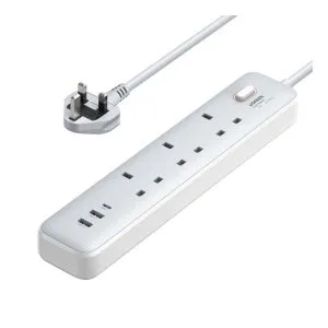 UGREEN 3-Outlet Surge Protector Master Switch Extension Code With 30W Type-C Port + Dual USB Ports | CD286 – 15461