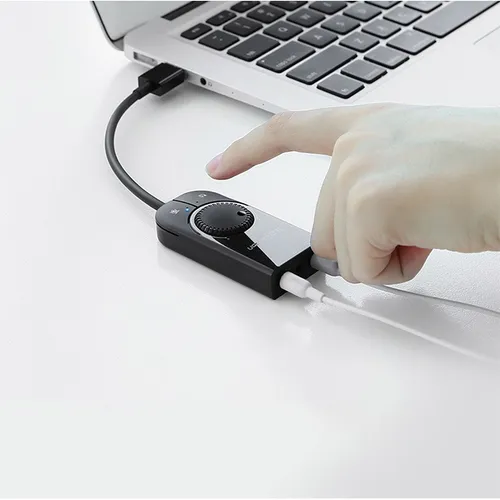 UGREEN 40964 USB External Sound Card Audio Adapter
