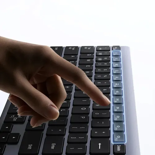 UGREEN 75163 Multi-Mode Rechargeable Bluetooth & Wireless Keyboard