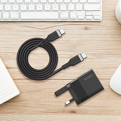 WiWU 30W Quick Charge Bundle with Type-C To Type-C Cable