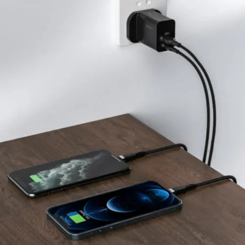 WiWU 30W Quick Charger with Type-C to Type-C Cable